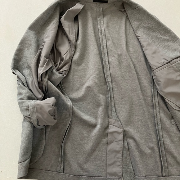 Uniqlo Unisex Charcoal Blazer - Picture 7 of 8